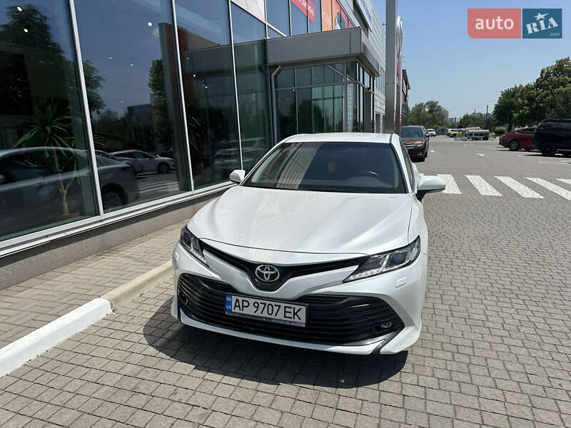 2018 toyota camry