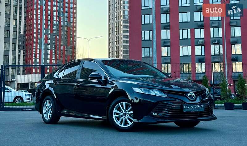 2018 toyota camry