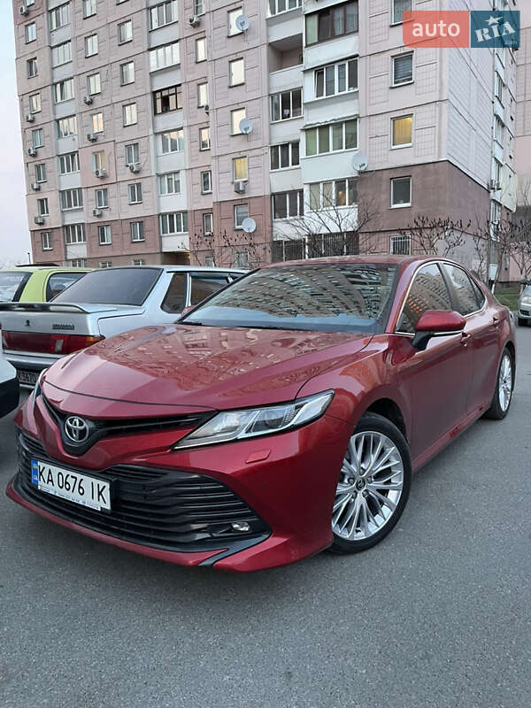 2018 toyota camry