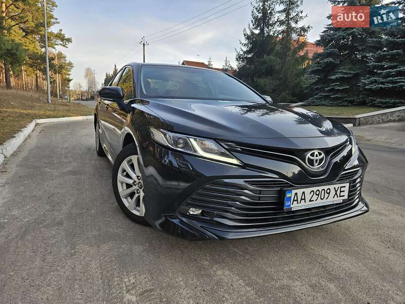 2018 toyota camry