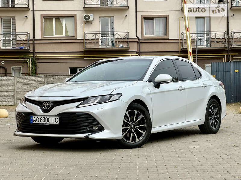 2017 toyota camry