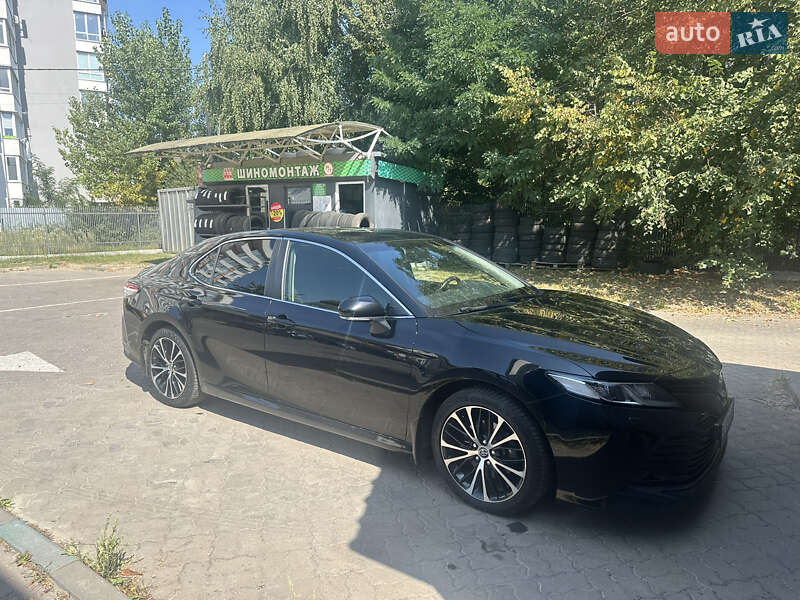 2018 toyota camry