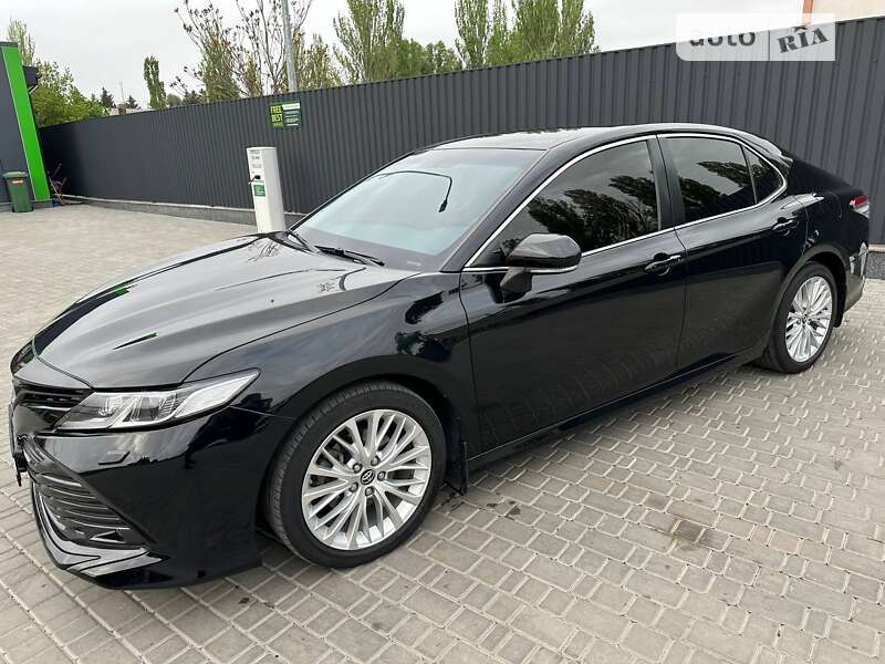 2018 toyota camry