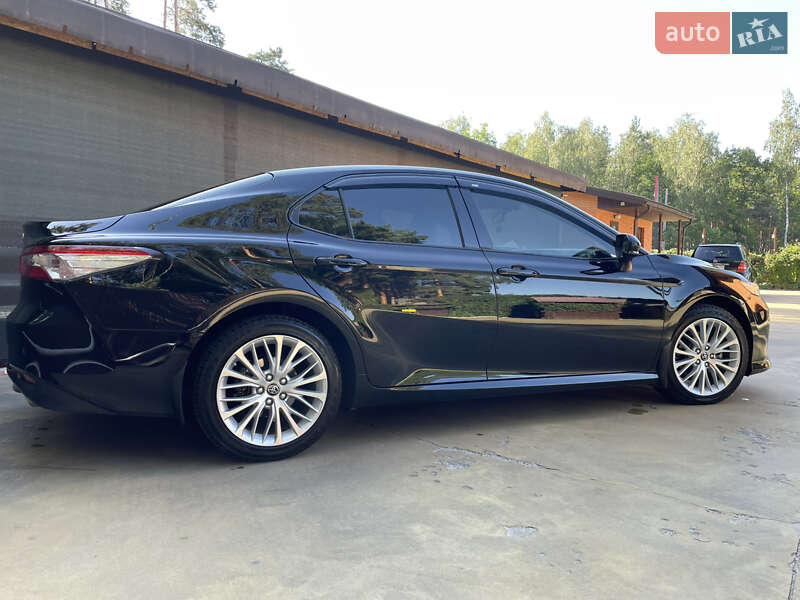 2018 toyota camry