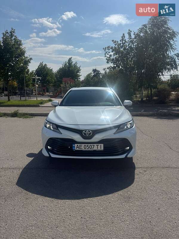 2018 toyota camry