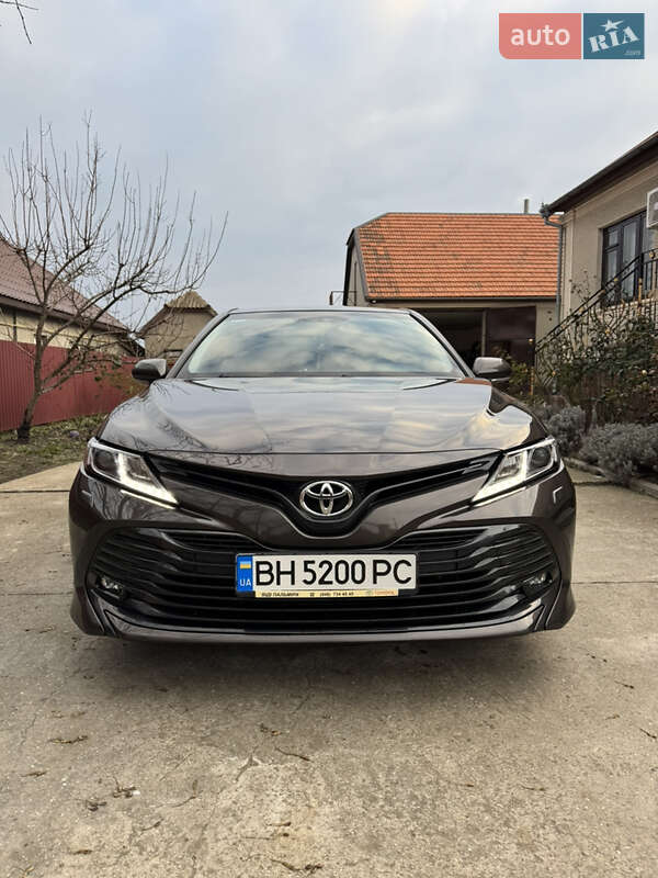 2018 toyota camry