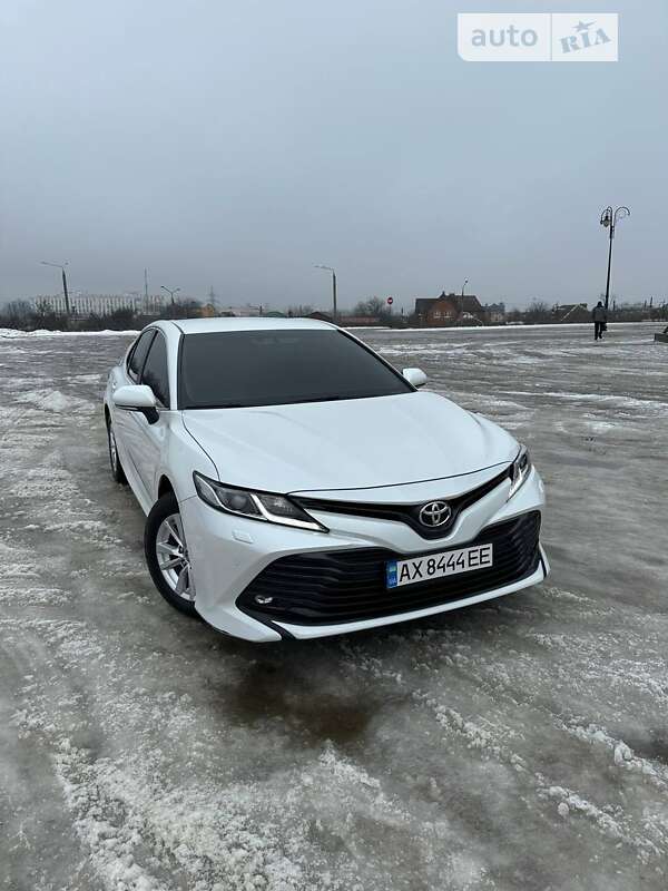2018 toyota camry
