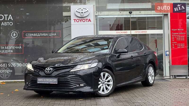 2019 toyota camry