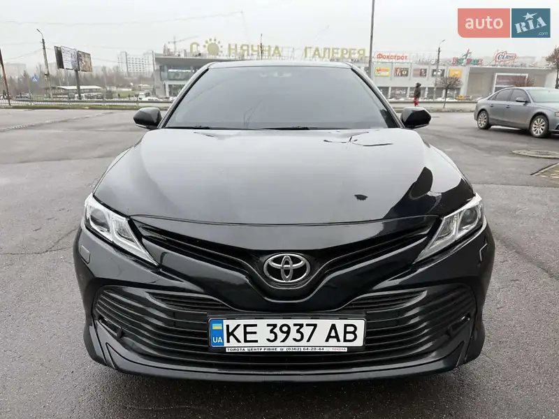 2019 toyota camry