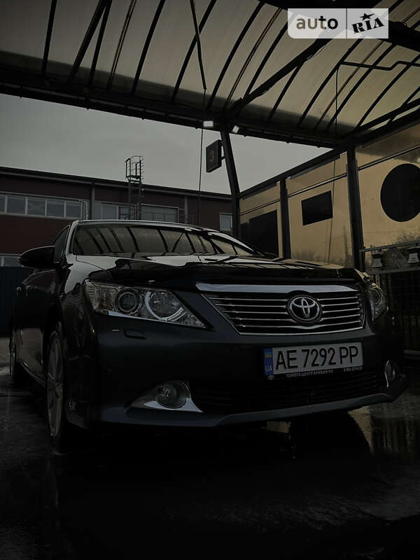 2011 toyota camry