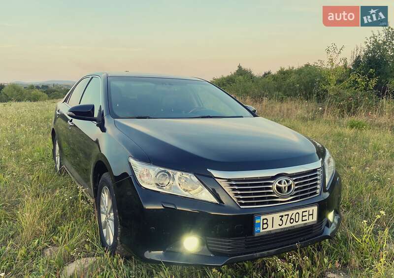 2012 toyota camry