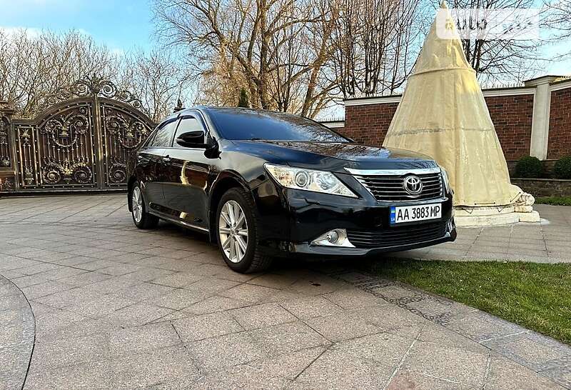 2012 toyota camry