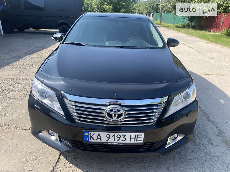 2012 toyota camry