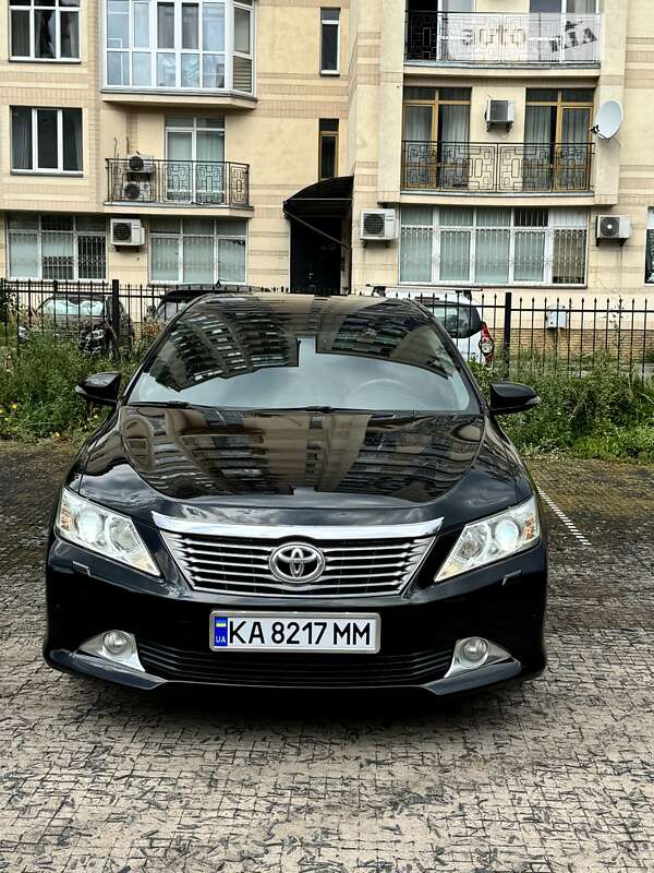 2013 toyota camry