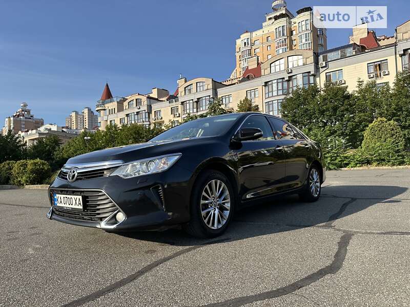 2017 toyota camry