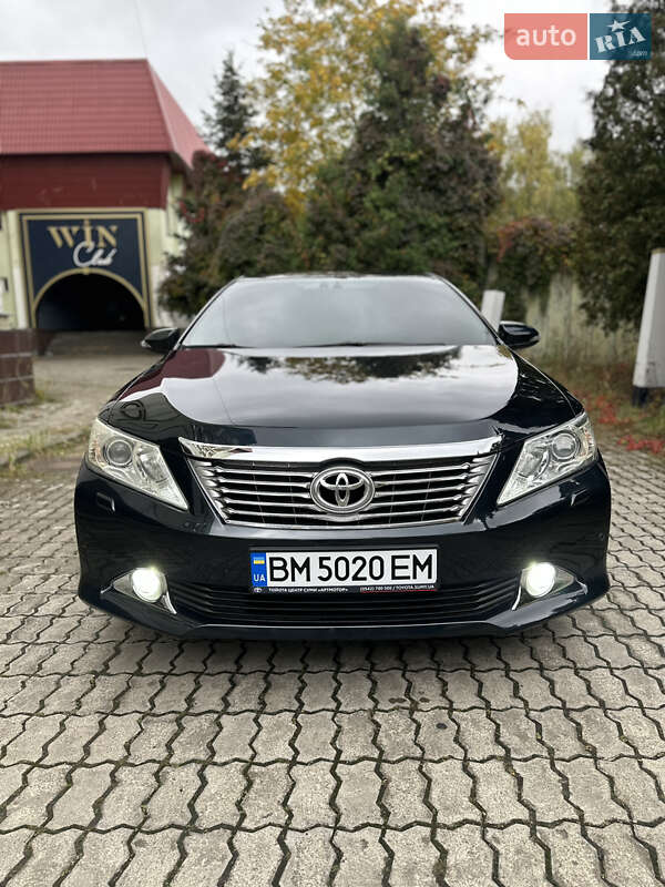 2011 toyota camry