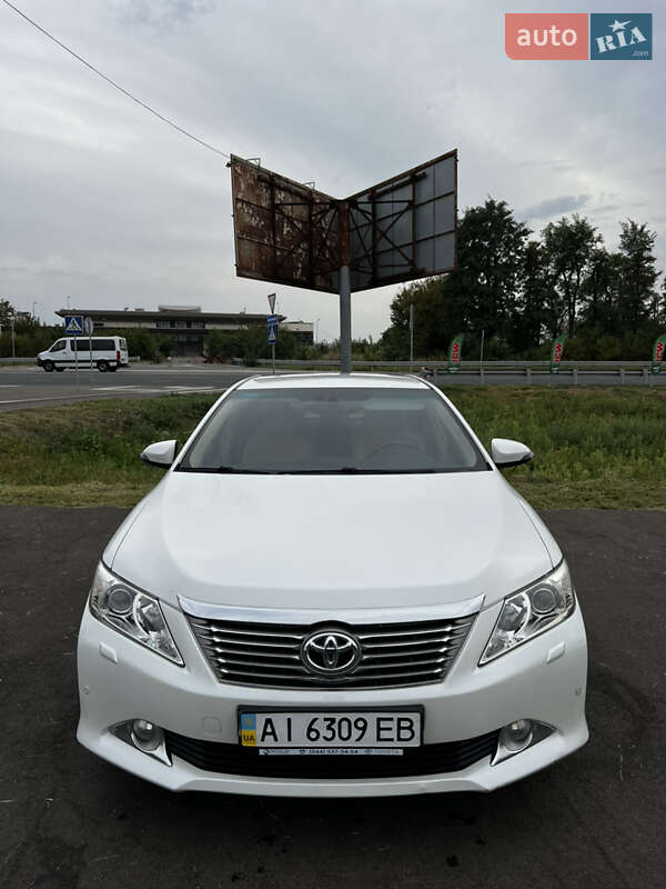 2012 toyota camry