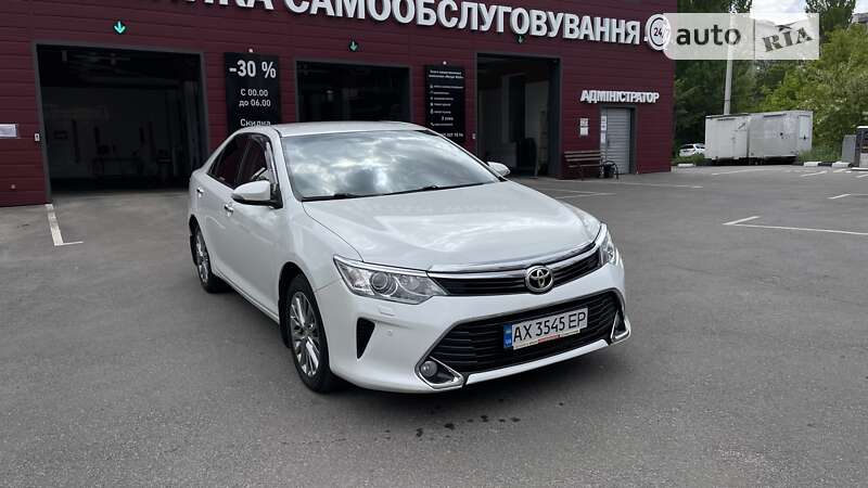 2017 toyota camry