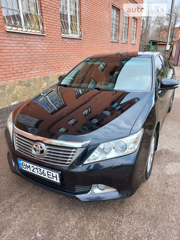 2012 toyota camry