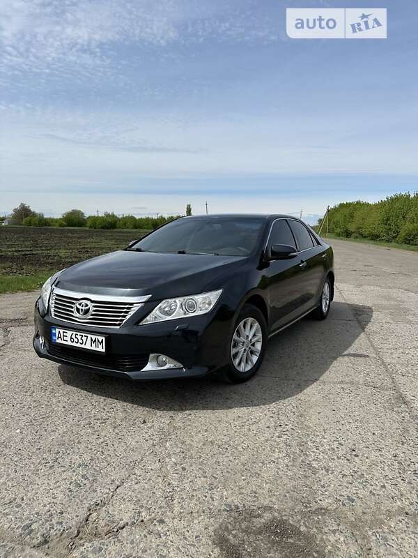 2012 toyota camry