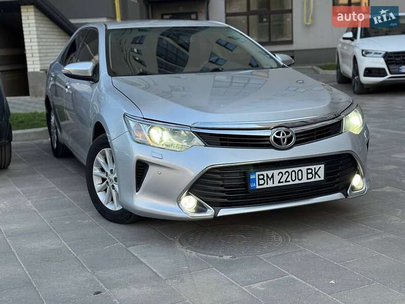 2015 toyota camry