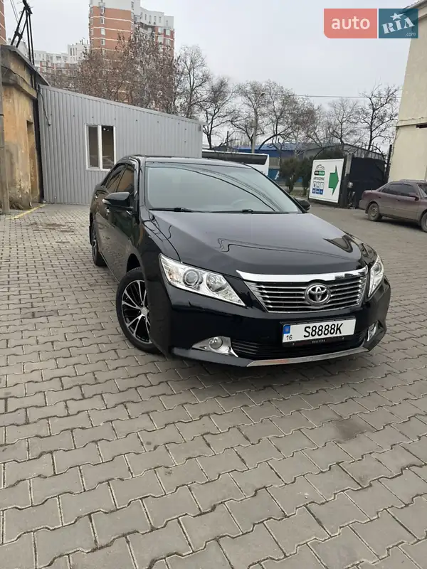 2013 toyota camry
