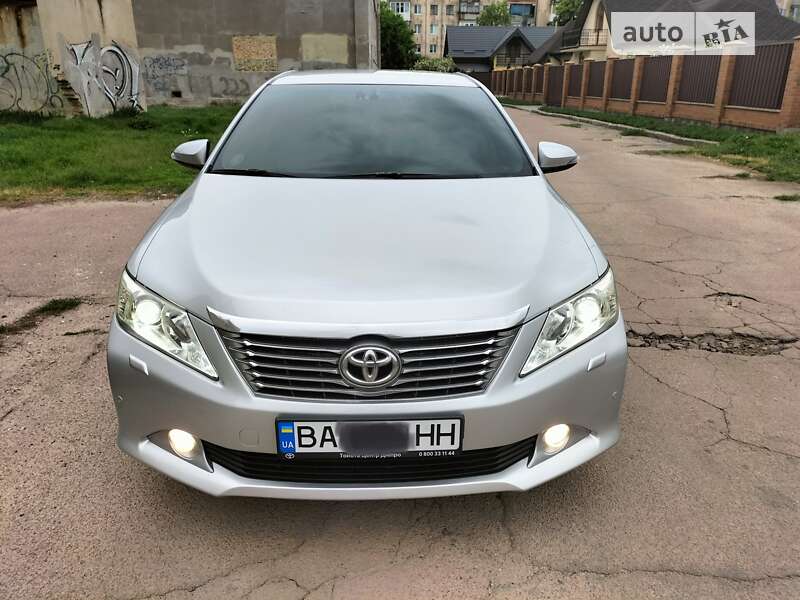 2012 toyota camry