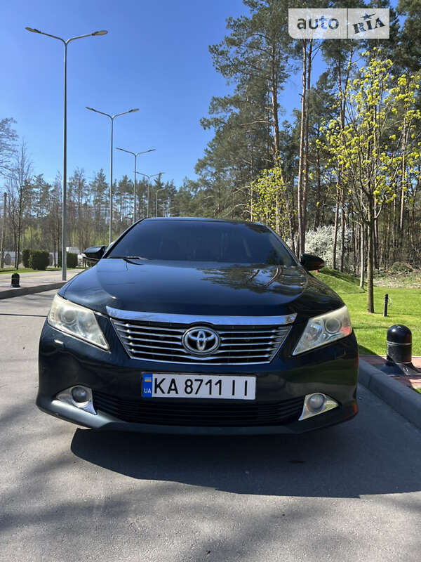 2013 toyota camry