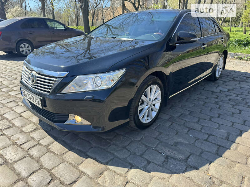 2013 toyota camry