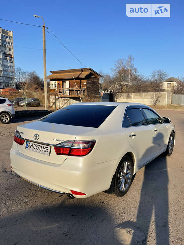 2017 toyota camry