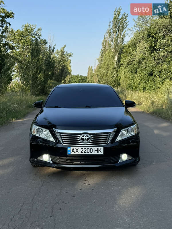 2011 toyota camry