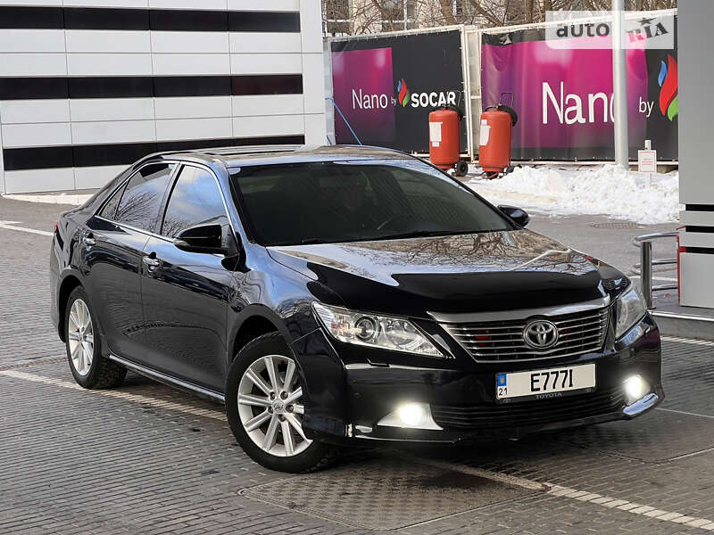 2011 toyota camry
