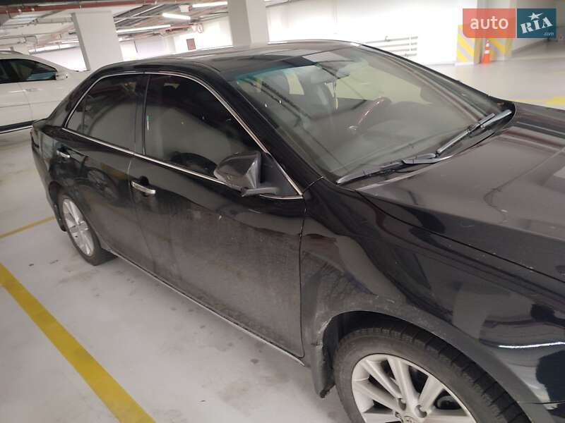 2012 toyota camry