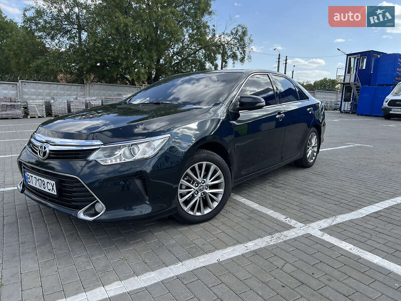 2017 toyota camry