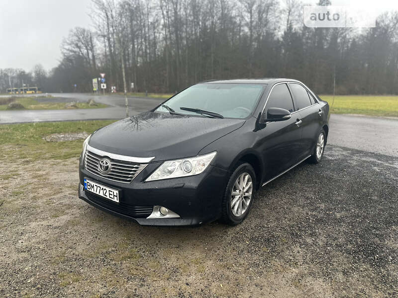 2011 toyota camry