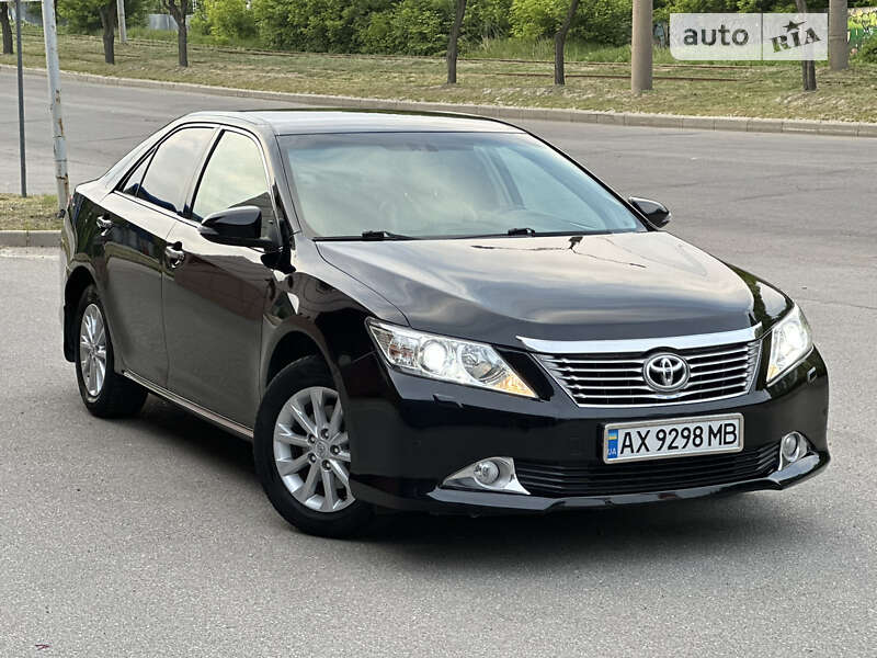 2012 toyota camry