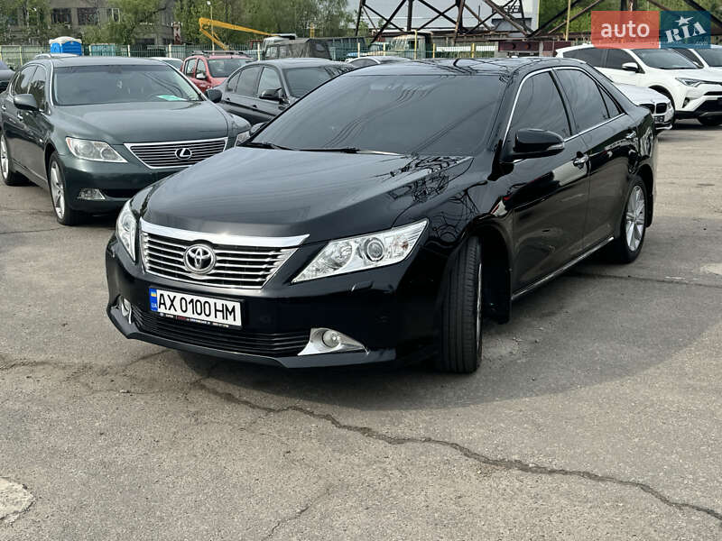 2012 toyota camry