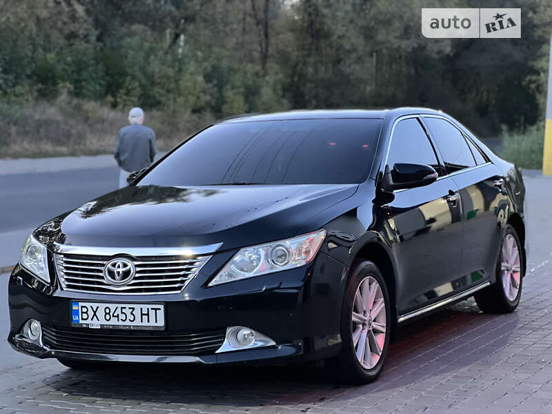 2012 toyota camry