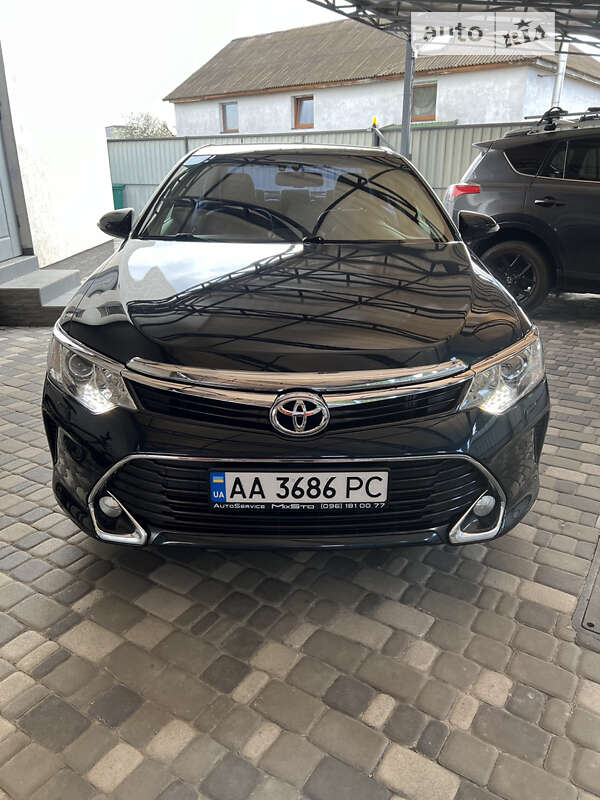 2016 toyota camry