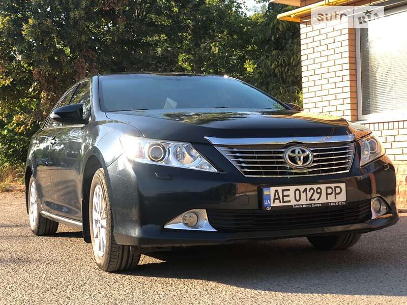 2012 toyota camry
