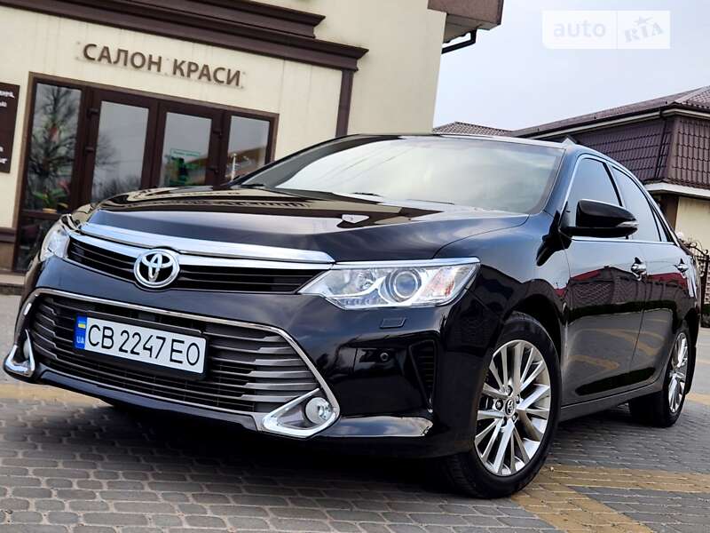 2016 toyota camry