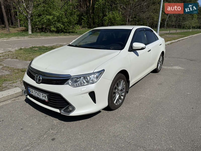 2017 toyota camry
