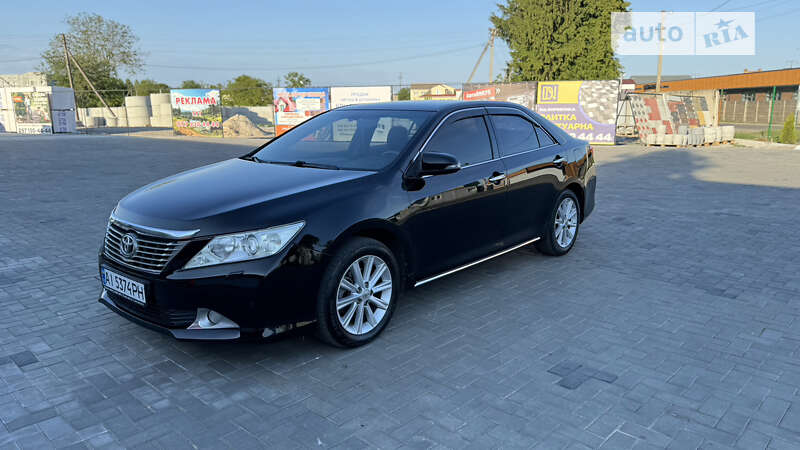 2011 toyota camry