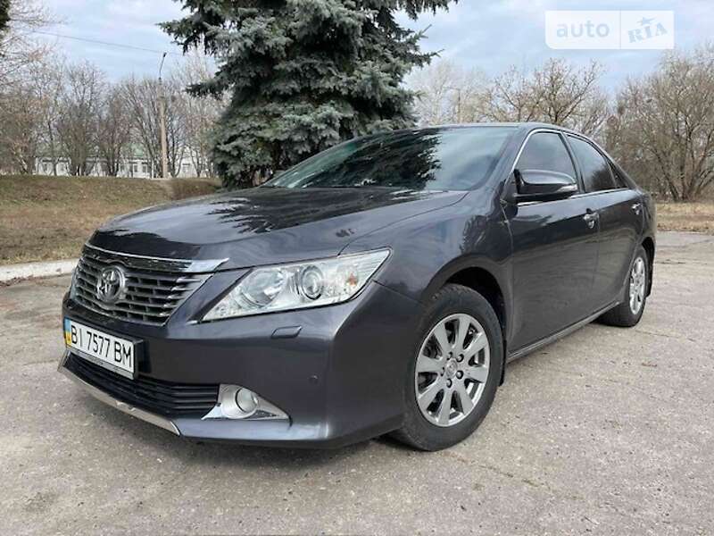 2012 toyota camry