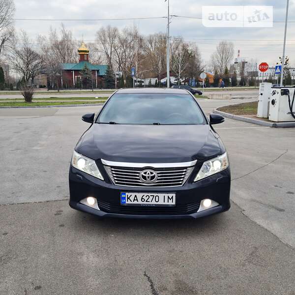 2012 toyota camry