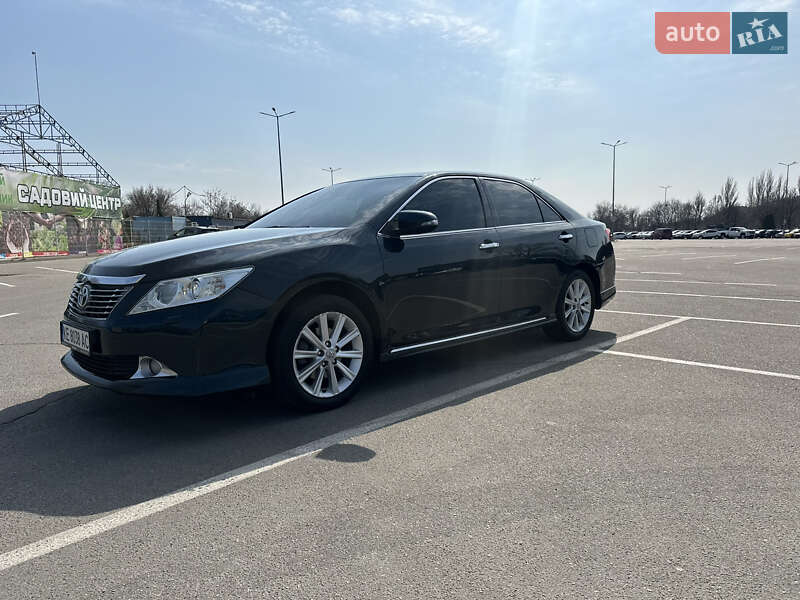 2013 toyota camry