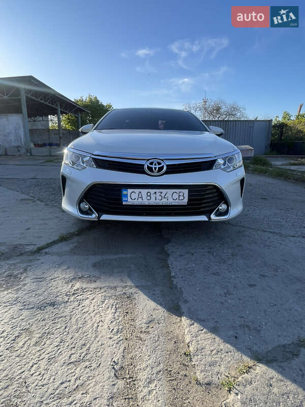 2017 toyota camry