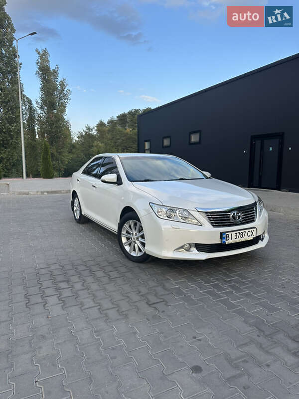 2012 toyota camry
