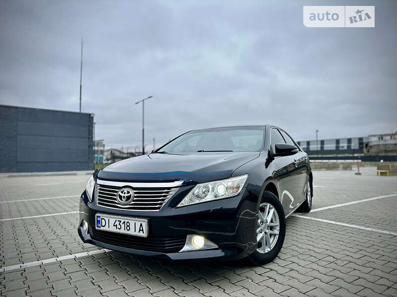 2012 toyota camry