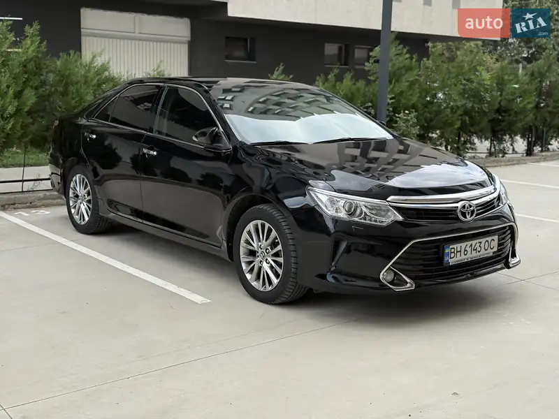 2016 toyota camry